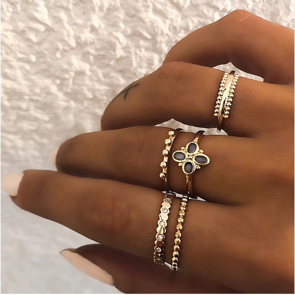 Quatrefoil Textured Bypass Gold Midi Rings 5Pc - Picture 1 of 7